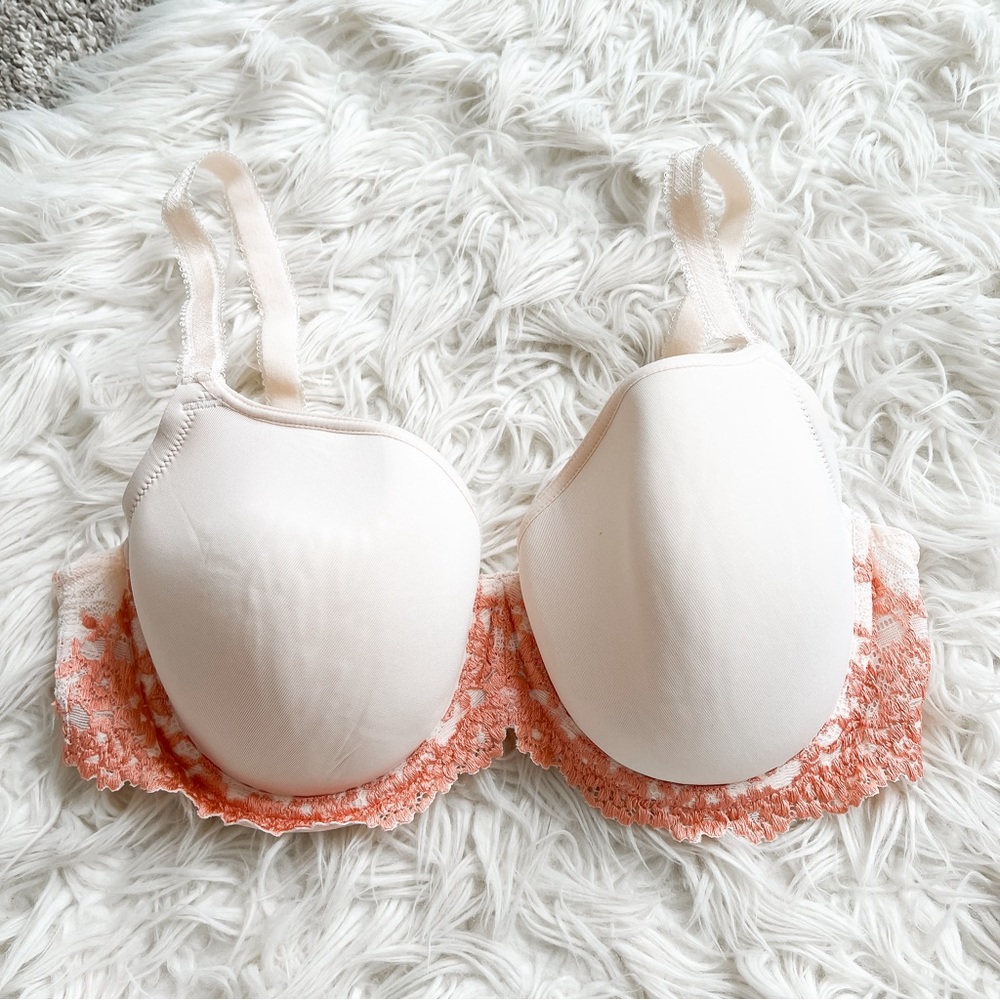 Wacoal | Soft Pink Lace Underwire Bra 36D